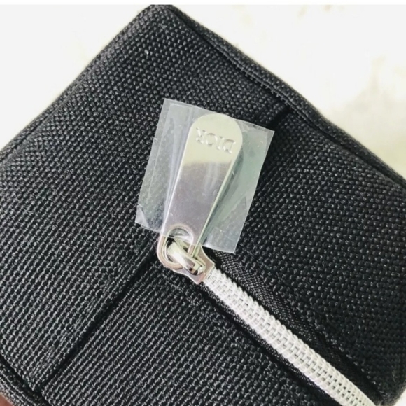 Dior Logo Black makeup bag - Picture 5 of 10